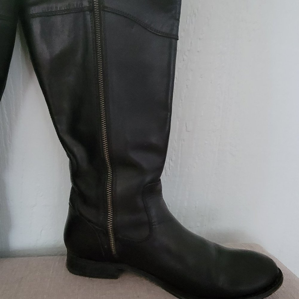 Frye Knee High Molly Button Riding Boots Size 10 like new